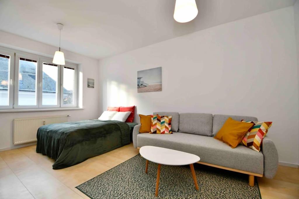 Cozy 2br In Heart Of Old Town Pressburg